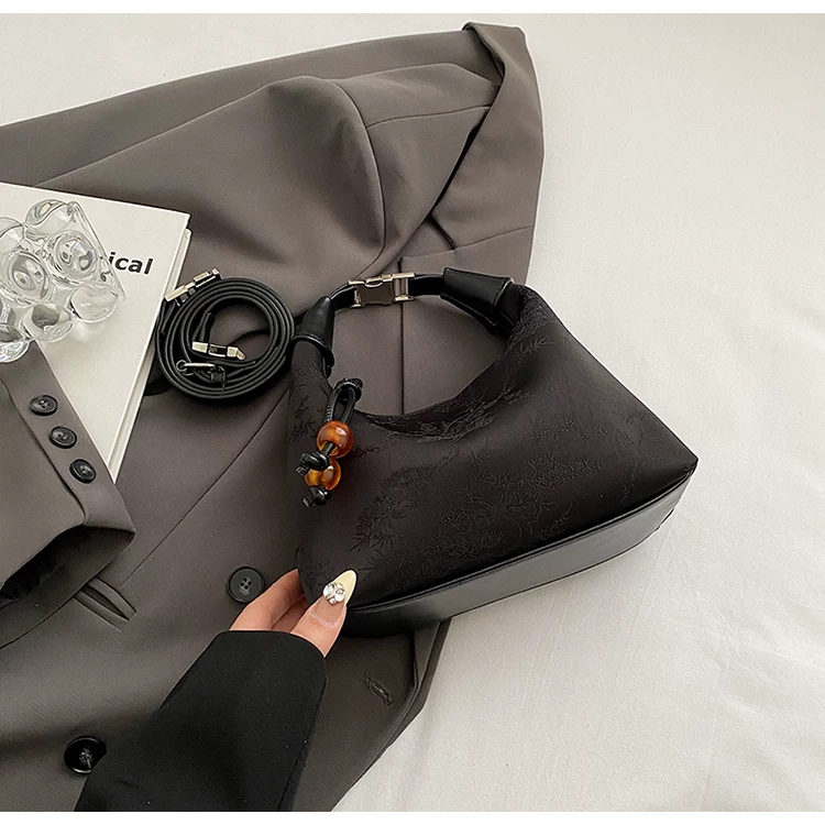 MICOACH 刺繡古風水餃包