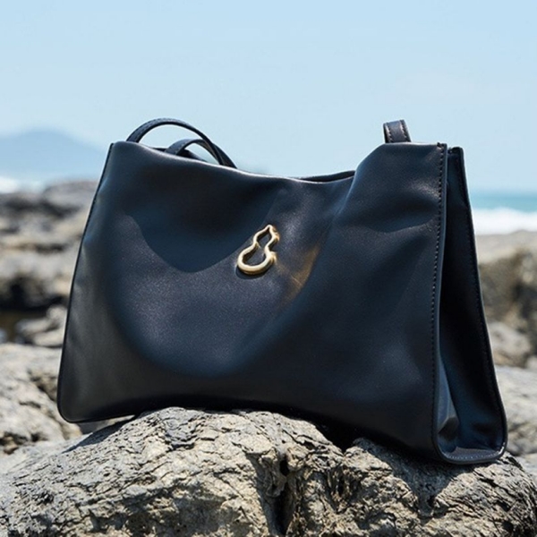 半坡BAMPO 福瑞方方包