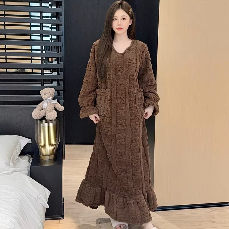 MICOACH 挪威專櫃款玉兔珊瑚絨連身睡袍(大碼可穿)