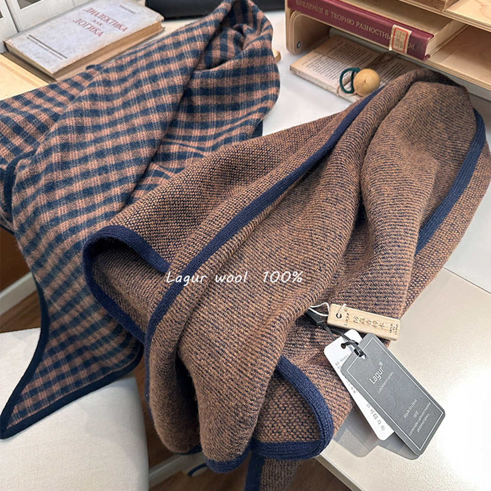 MICOACH 英國王室風100%頂級美麗諾羊毛三角披肩