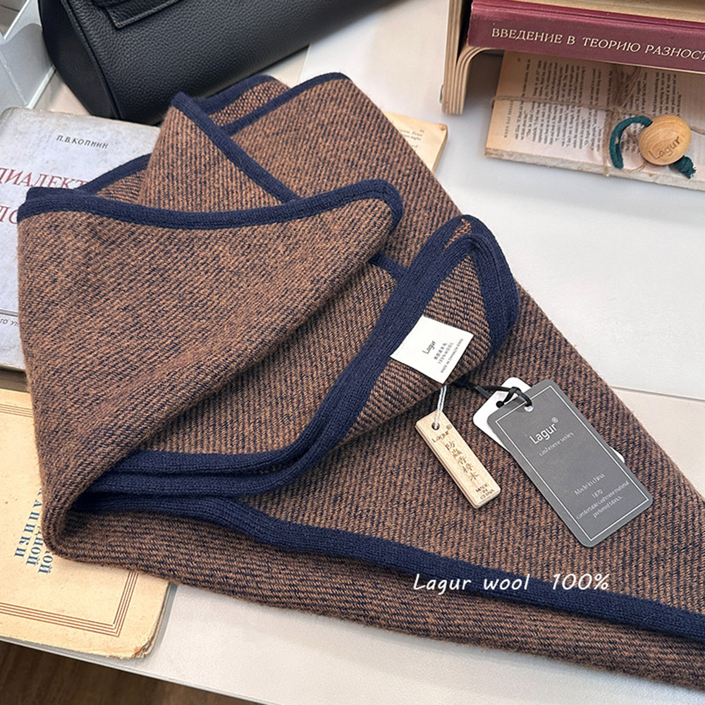 MICOACH 英國王室風100%頂級美麗諾羊毛三角披肩